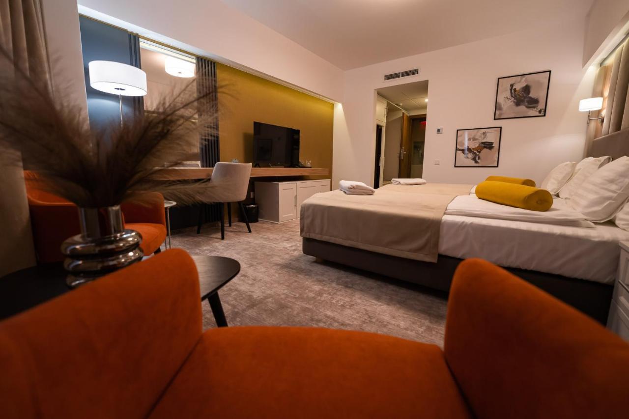 Hotel River Marosludas Kültér fotó