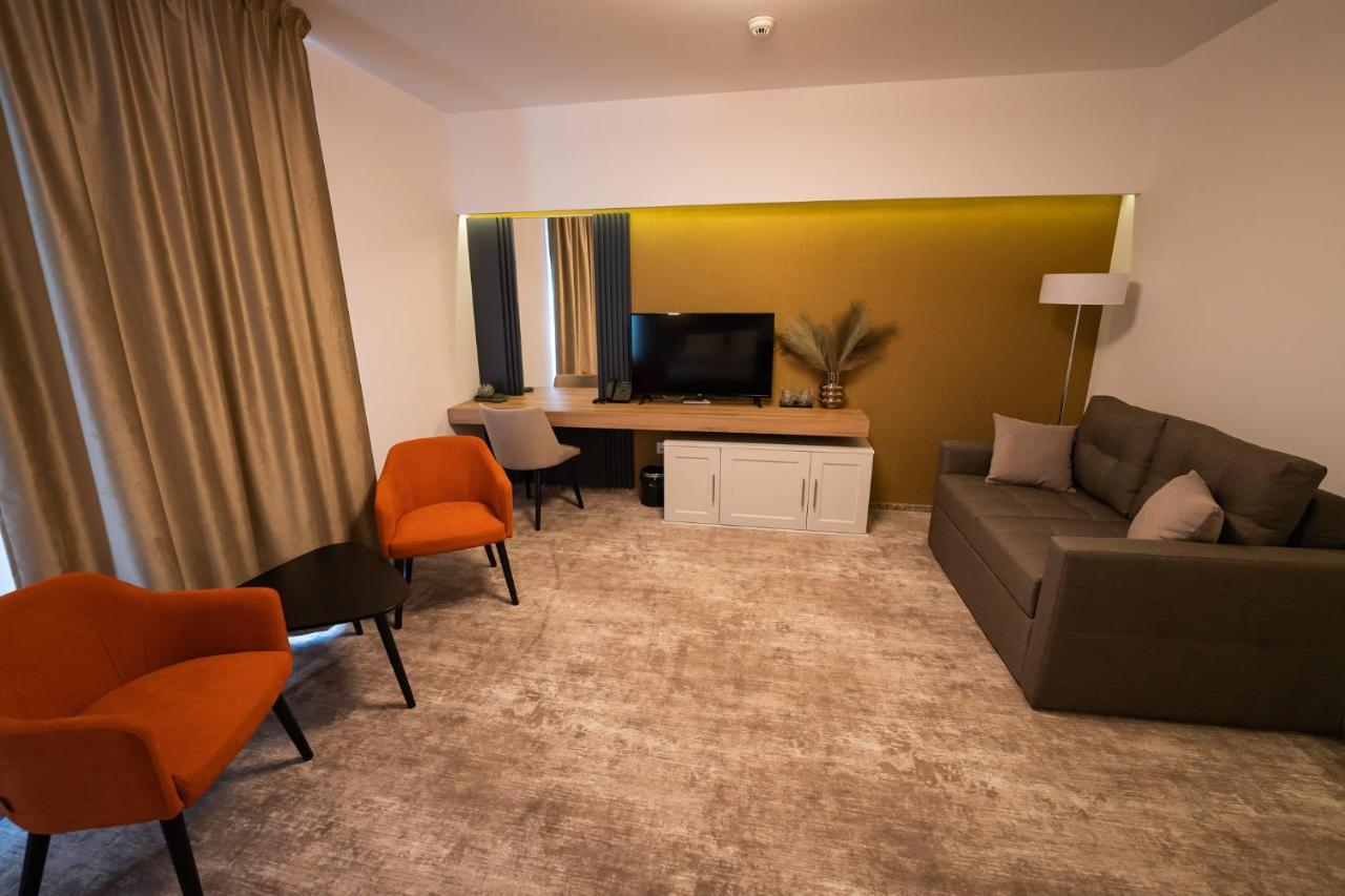 Hotel River Marosludas Kültér fotó