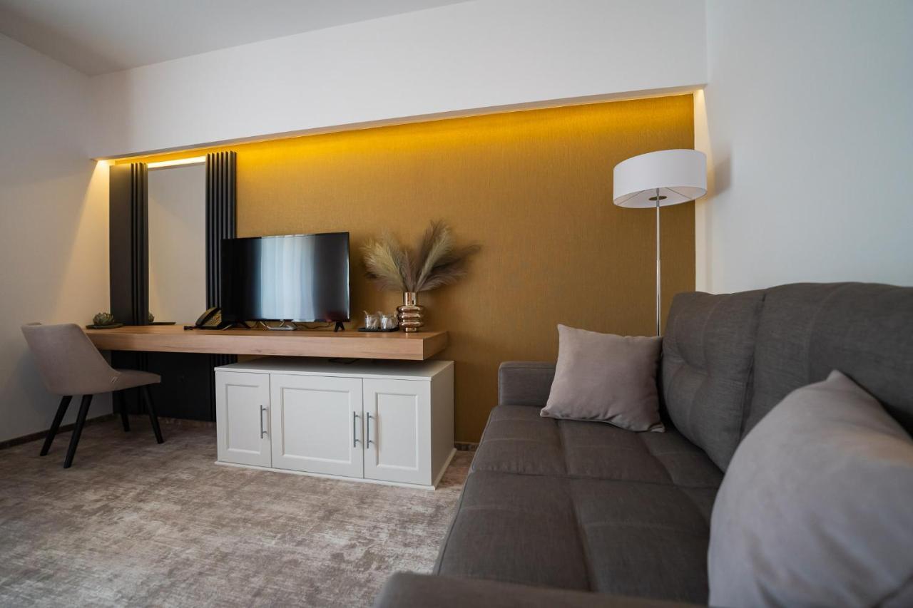 Hotel River Marosludas Kültér fotó
